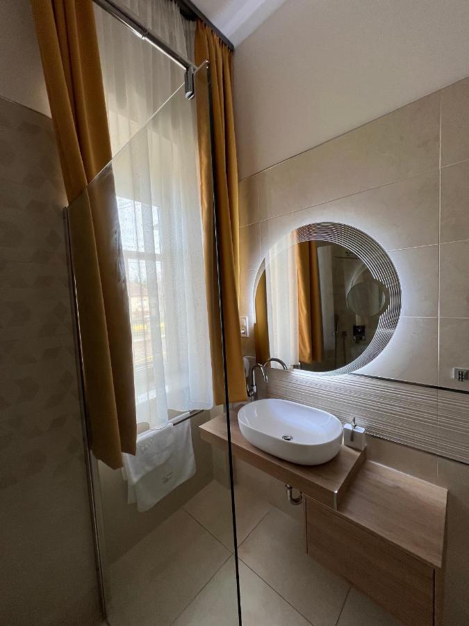 Kuria Vendeghaz Hotel Poroszlo Bagian luar foto