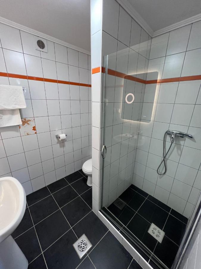 Kuria Vendeghaz Hotel Poroszlo Bagian luar foto